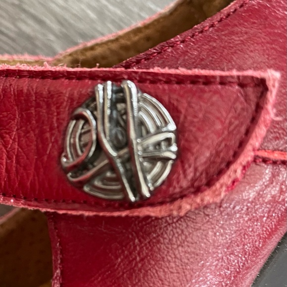 La Bottine Red Leather Pump, Size UK 37 - Picture 5 of 5